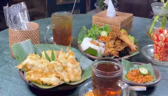 Favoritnya Para Pejabat dan Artis, Berikut Rekomendasi Angkringan Terbaik di Solo