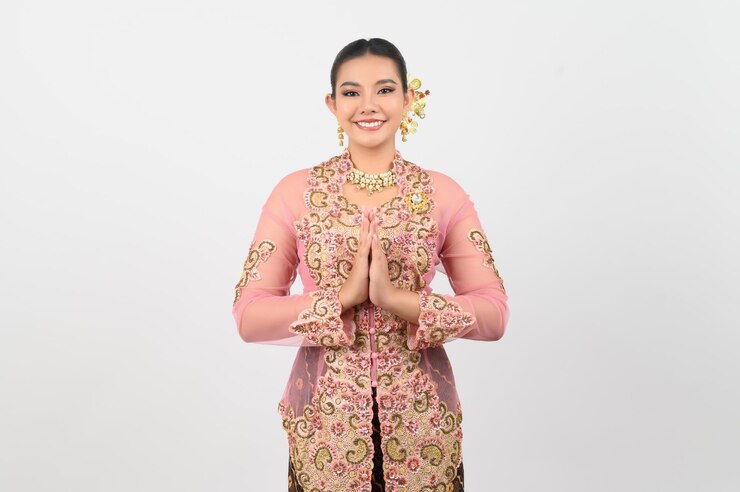 model kebaya simple tapi mewah