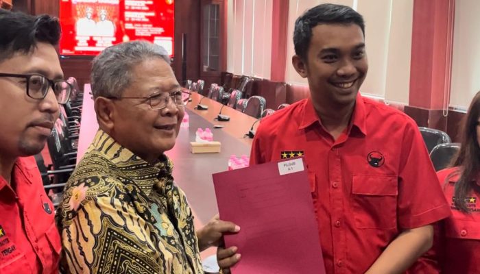 Video Mantan Wakil Gubernur Jawa Tengah Heru Sudjatmoko Daftar Pilgub di PDIP
