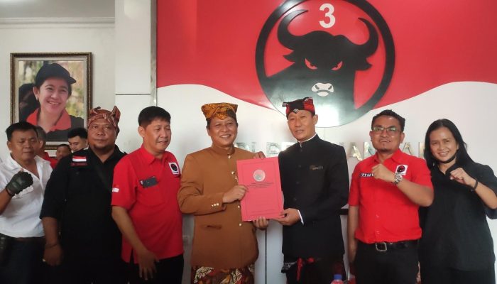 Supriyadi Daftar Walikota Semarang, Ambil Formulir Pendaftaran Pertama di DPC PDIP
