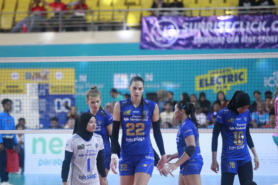 Jakarta Pertamina Enduro Tampil Mengesankan Melawan Jakarta Electric PLN dengan Skor 3-1 di Proliga 2024 Semarang