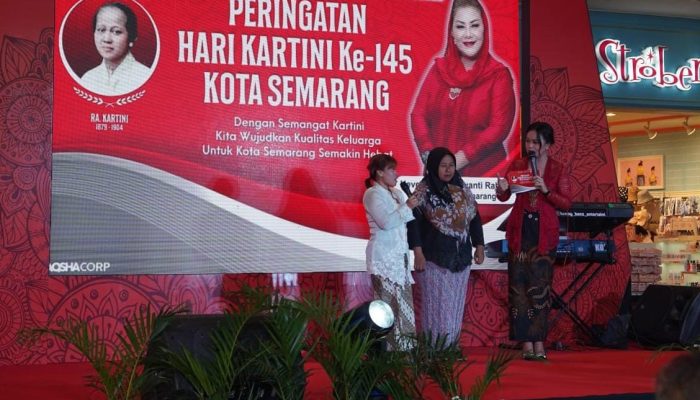 Kisah Perjuangan Isro Idah, Perempuan Tangguh yang Berprofesi Sebagai Kuli Bangunan