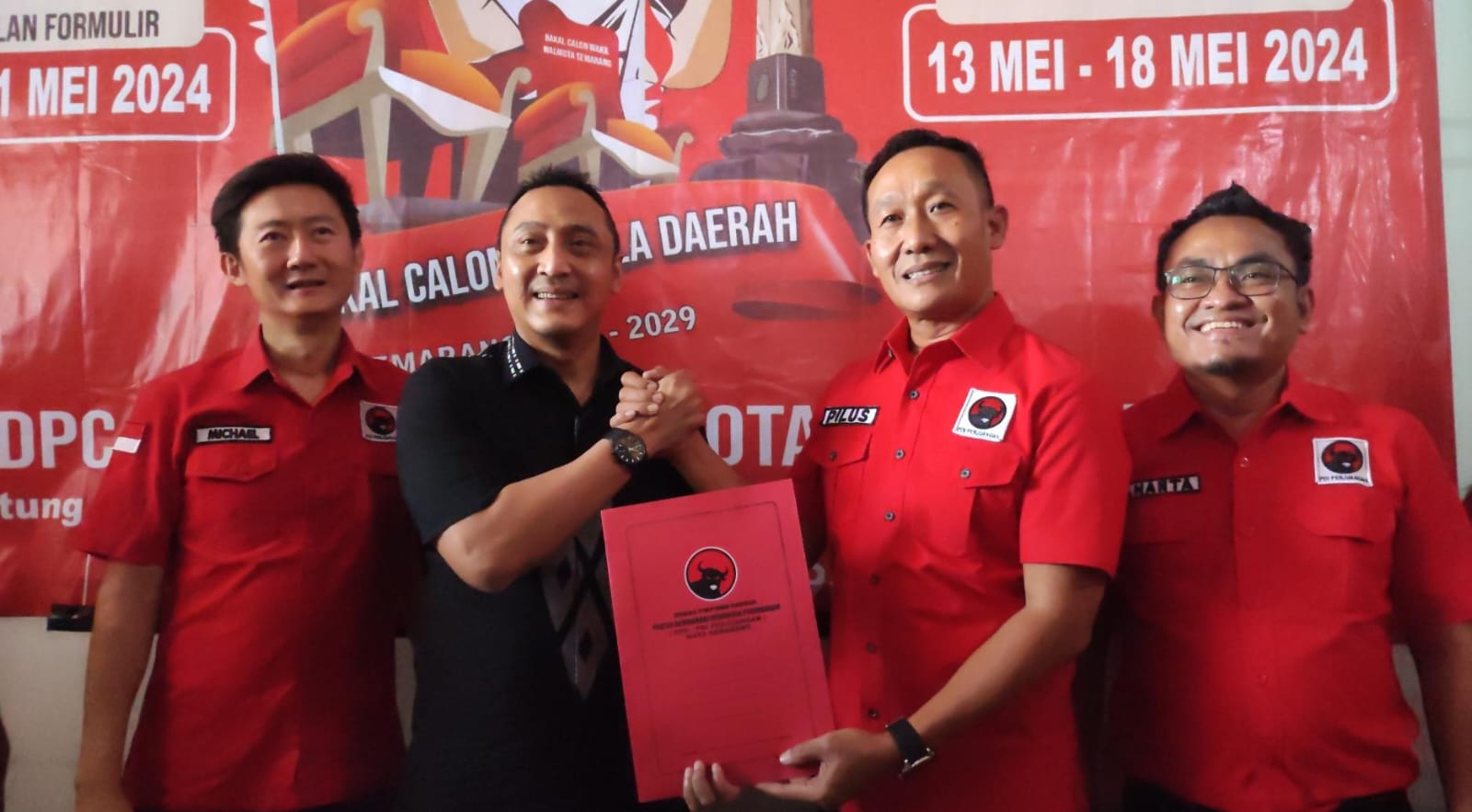 Ketua Kadin Arnaz Andrarasmara Ambil Formulir Pendaftaran Walikota di DPC PDIP Kota Semarang