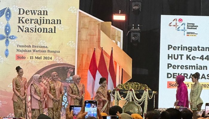 Peringatan HUT Dekranasda dan HKG PKK di Solo, Kota Semarang Juara Siaga Kebakaran Lingkungan