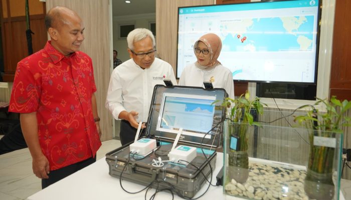 Perkuat Pengendalian Abrasi di Pantura Jawa, Indosat Gandeng Undip Wujudkan Digitalisasi Konservasi Mangrove dengan IoT