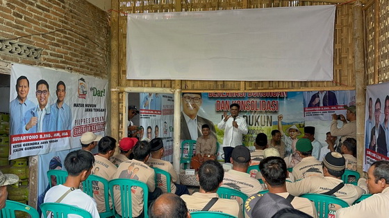 okoh masyarakat dan para petani yang tergabung dalam Tani Merdeka dari 15 desa di Kecamatan Dukun, Kabupaten Magelang