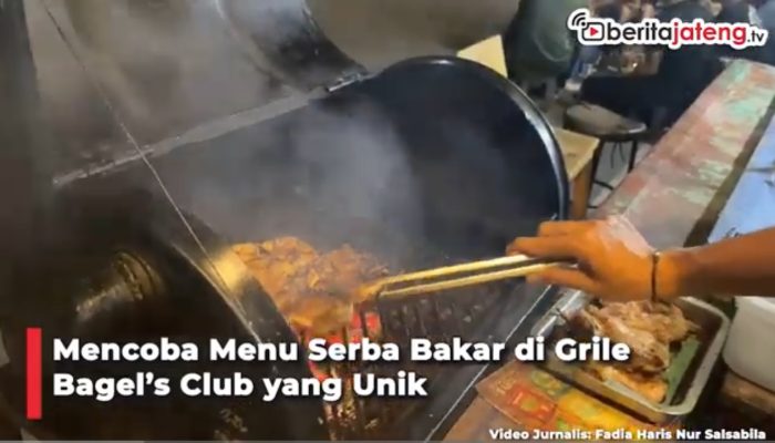 Video Mencoba Menu Serba Bakar di Grile Bagel’s Club yang Unik