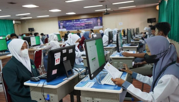 Pelaksanaan Ujian Berbasis Komputer, Sejumlah Siswa SD di Semarang Sempat Kesulitan Ikuti OSN-K