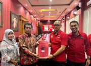 Video Anggota DPR Riyanta Daftar Calon Wakil Gubernur Jawa Tengah