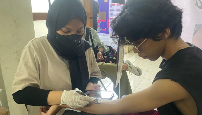Dari Kafe ke Kafe, Bhubo Temporary Tatto Populerkan Tato Temporer ke Anak Muda Semarang