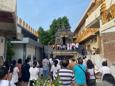 umat buddha semarang