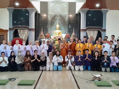 perayaan waisak semarang