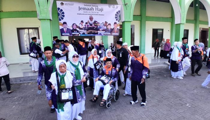 Cuaca Ekstrem di Arab, Bupati Demak Ingatkan Calon Jamaah Haji Jaga Kesehatan