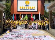 Unnes demo UKT