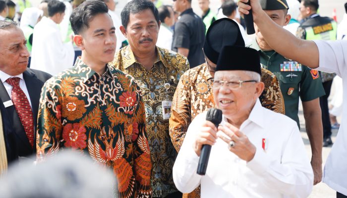 Pj Gubernur Jateng Dampingi Wapres Ma’ruf Amin Resmikan Layanan Fast Track, Permudah Layanan Jamaah Haji
