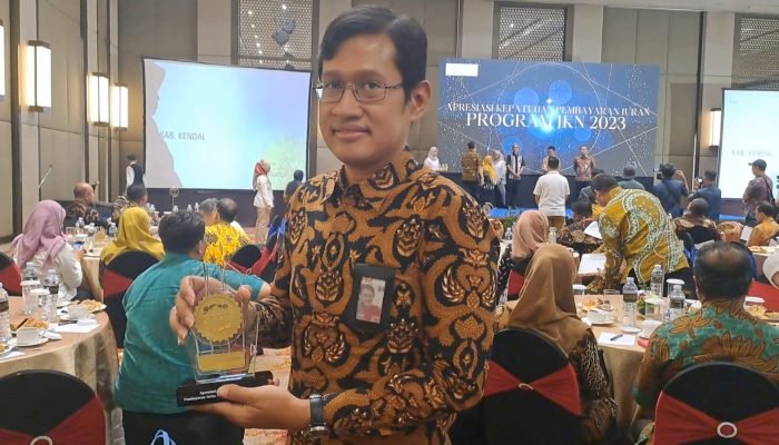 Kota Semarang Raih Apresiasi Kepatuhan Program JKN Atas Capaian UHC 100 Persen