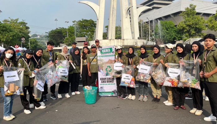 Gandeng GoBank Surip, Mahasiswa Informasi dan Humas Undip Gelar GEMA: Kampanye Sadar Sampah