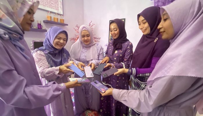 Purple Lovers Community, Ketika Warna Satukan Emak-Emak di Semarang, Mau Gabung?