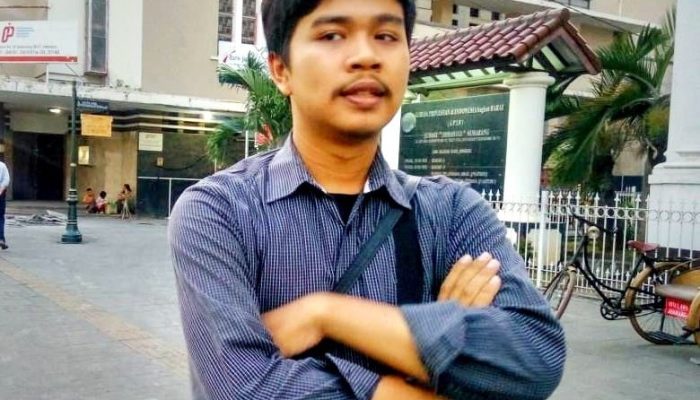Melihat AI Bekerja: Sekitar Pro-Kontra Sampul Buku dengan Gambar Ciptaan Akal Imitasi