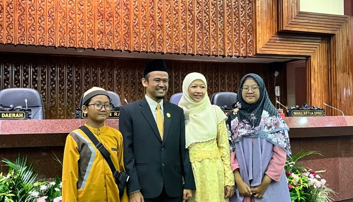 Gantikan Almarhum Quatly, Hadi Santoso Dilantik jadi Wakil Ketua DPRD Jateng, Sukirman: Seperti ‘Injury Time’