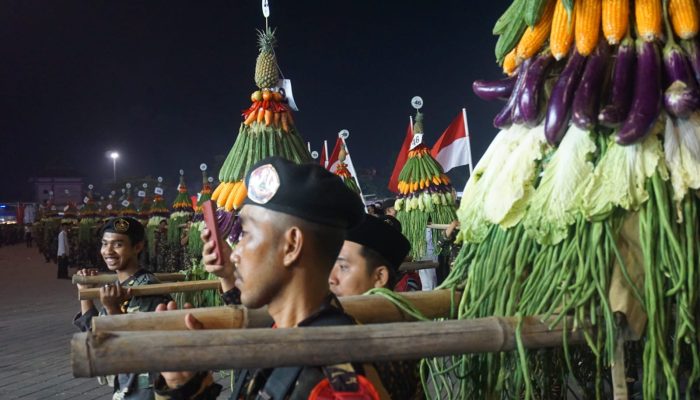Tradisi Tumpeng Songo Berlangsung Meriah di Malam Takbir Idul Adha 2024