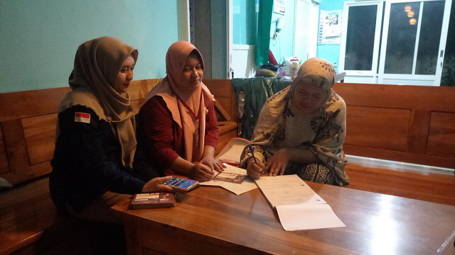 petugas kelurahan blora
