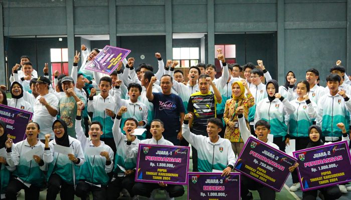 Bank Jateng dan Pemkot Magelang Berikan Bonus untuk Atlet Berprestasi