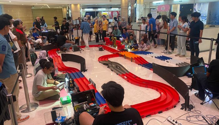 Digandrungi Berbagai Kalangan, Begini Serunya Beradu Kecepatan ala Mobil Tamiya di Semarang