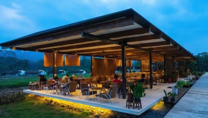 Truntum Gasblock Borobudur, Kafe dengan Nuansa Perbukitan Menoreh! Kece Banget!