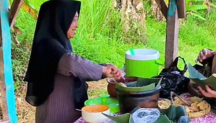 Pasar Sawahan Desa Kalongan: Lokasi, Daya Tarik dan Jam Buka