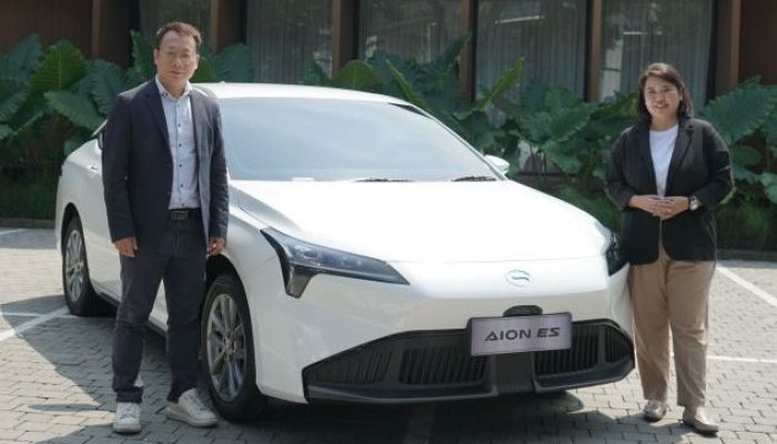 Masuk Indonesia, Sedan Listrik GAC Aion ES Tawarkan Spesifikasi Seoke Ini, Under Rp400 Juta!