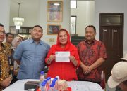 Didampingi Suami dan Anak, Mbak Ita Lakukan Coklit untuk Pilkada Semarang 2024
