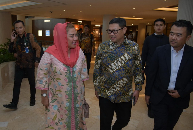 Mbak Ita Lakukan Pertemuan Jajaran Direksi PT KAI, Bahas Kerja Sama Pengembangan Transportasi Publik ART