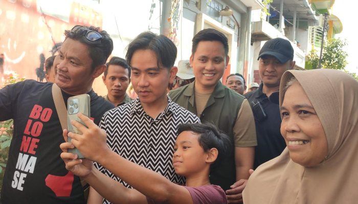 Gibran Ajak Dico Belanja Masalah Berkeliling Penjuru Kota Semarang