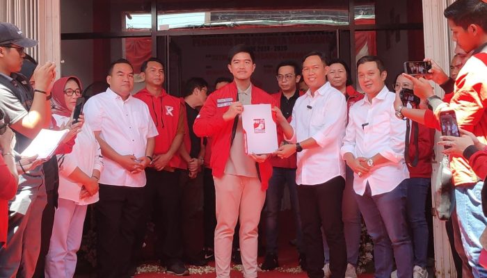 Syamsul Aulia Rachman dan Sindy Syakir Dapat Rekom PSI untuk Maju Pilkada Cilacap 2024