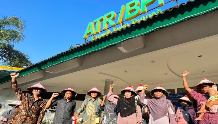 Perjuangkan Tanah Leluhur, Petani Pundenrejo Pati Geruduk Kantor ATR/BPN Jawa Tengah