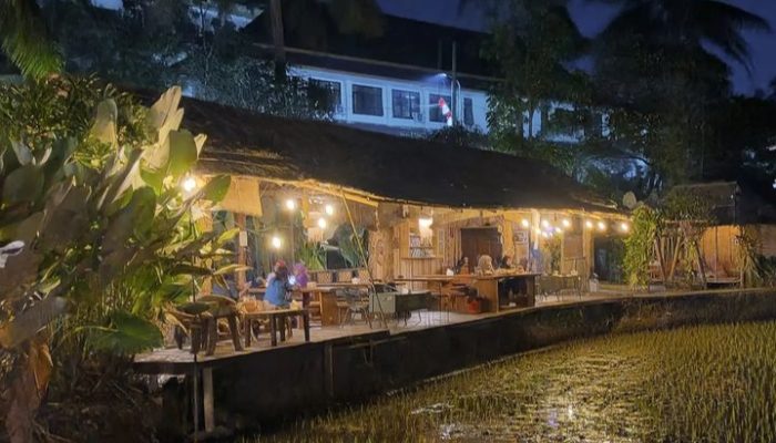 Mau Nongkrong Sekitar Untidar? Coba Main ke di Scripta Educafe Magelang! Harga Menu Mulai 3000-an