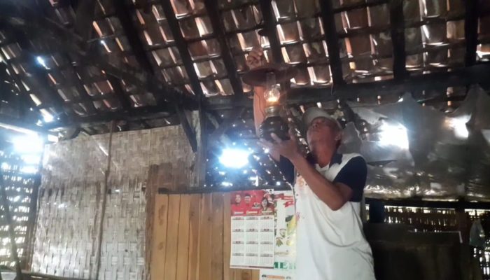 Kisah Warga Blora yang Masih Bergantung Petromak, Sudah Mengajukan Bantuan Listrik Gratis tapi Tak Kunjung Ada Kabar