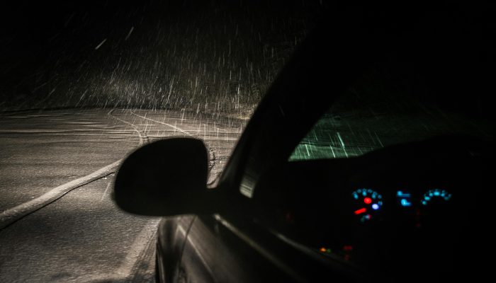 Geger Mobil Nyasar Masuk ke Kuburan di Banyumas, Ini Kata Polisi