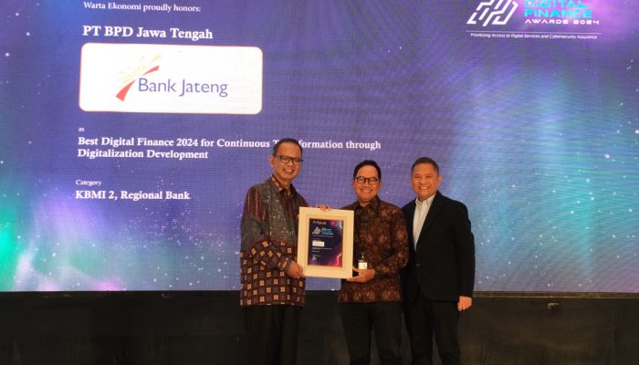 Bukti Komitmen Digitalisasi, Bank Jateng Raih Indonesia Best Digital Finance Award 2024