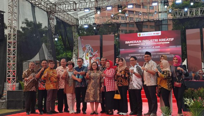 Dinas Perindustrian Gelar Pameran Industri Kreatif dan Semarang Fashion Design Competition 2024