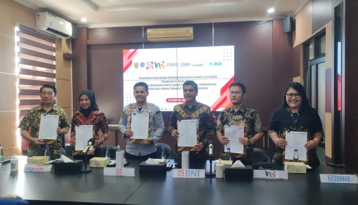 Trans Semarang Tingkatkan Layanan Transaksi Non Tunai, Bayar Tiket Bisa Pakai e-Money 4 Bank