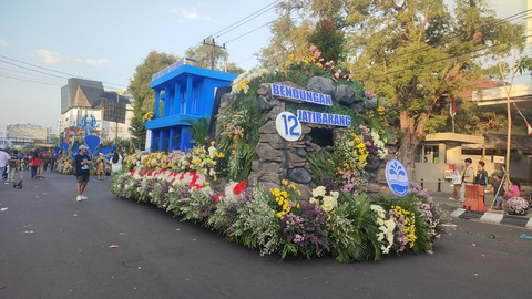 Semarang Merdeka Flower Festival 2024 Lebih Meriah, Ada Pawai Sepeda Hingga Mobil Berhiaskan Bunga