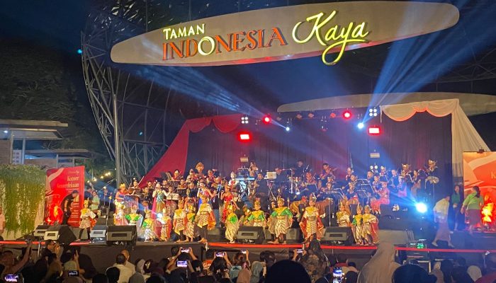 Meriahnya Konser Kemerdekaan di Taman Indonesia Kaya Semarang, Ratusan Pelajar Tampil Sekaligus!