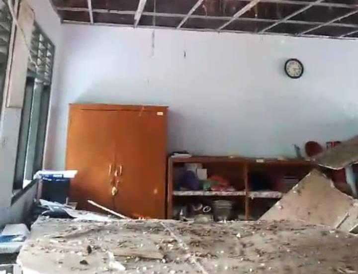 sekolah rusak