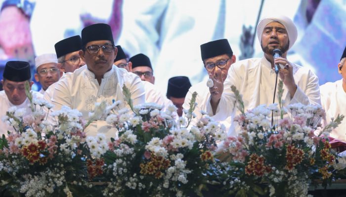 Jateng Bersholawat Jadi Ajang Silaturahmi Antara Ulama, Pemerintah, dan Masyarakat