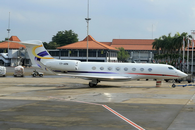 pesawat jet