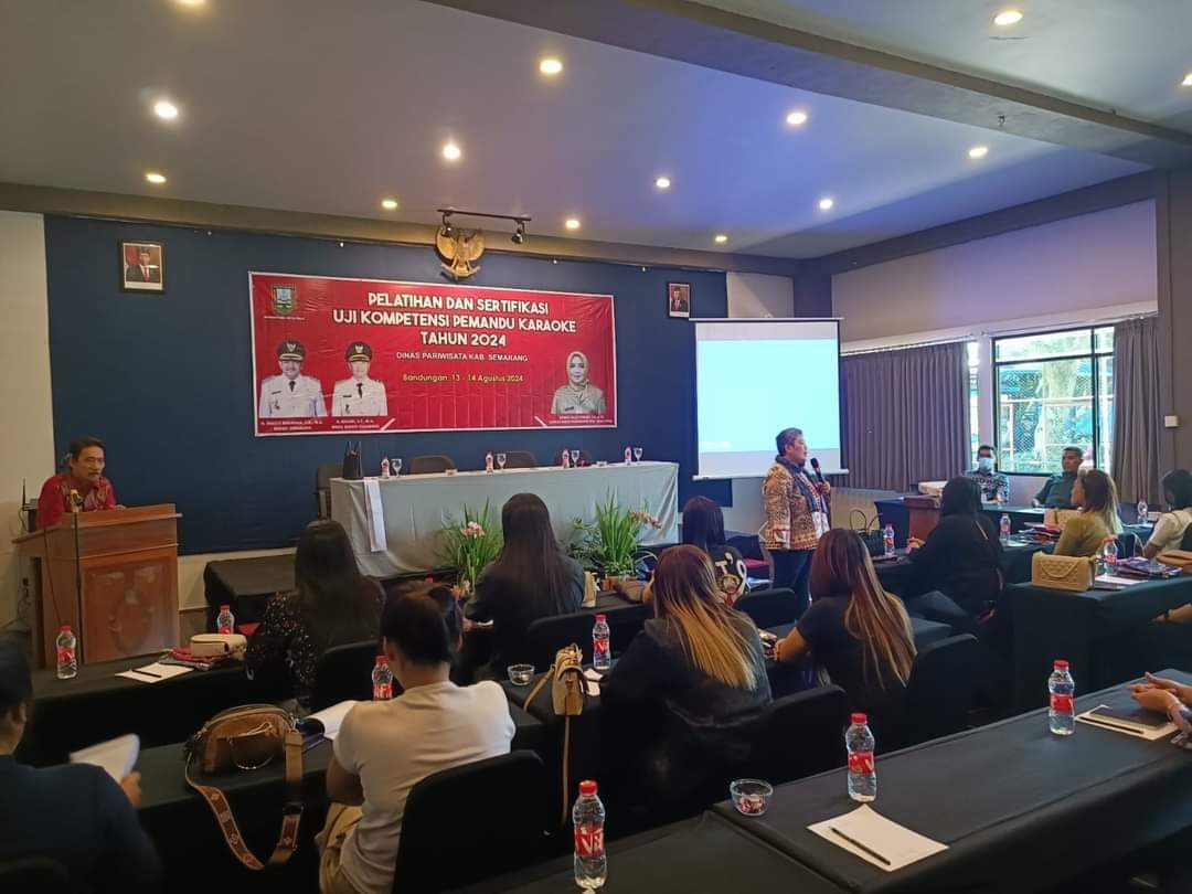 uji kompetensi pemandu karaoke