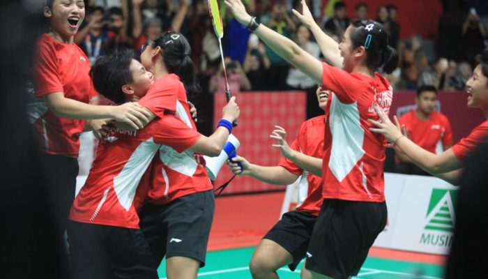 Bantai Jawa Barat 3-0, Bulu Tangkis Beregu Putri Jawa Tengah Raih Medali Emas di PON 2024