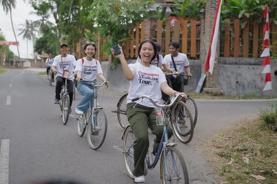 Walking Tour Beri Aku Sepuluh Pemuda, Kenalkan Sejarah dengan Cara Happy